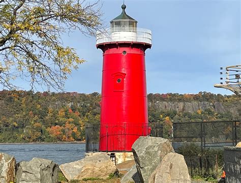 red house lighthouse with metal bridge roadway google featured photos|little red lighthouse nyc map.